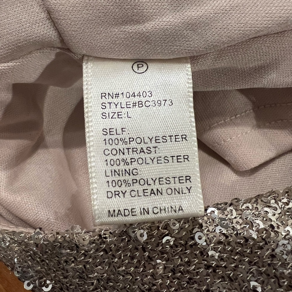 J.O.A. Los Angeles Silver Sequin Top Size L - Picture 6 of 6